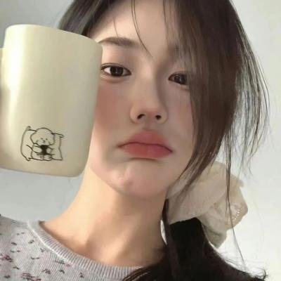 草裙诱春